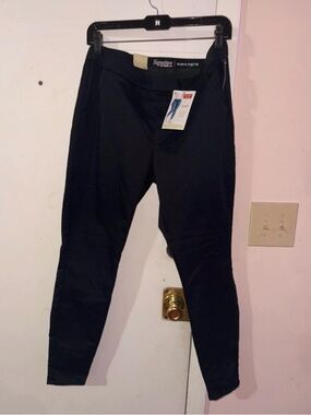 Signature by Levi Strauss Black Chino pants